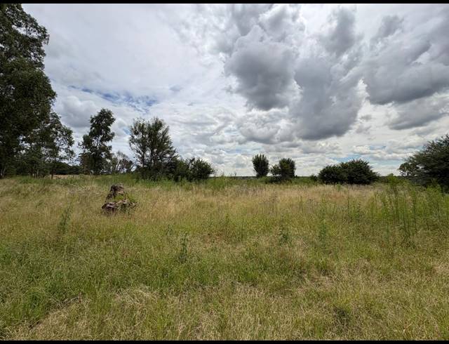 1,995M² VACANT LAND FOR SALE IN VAALPARK